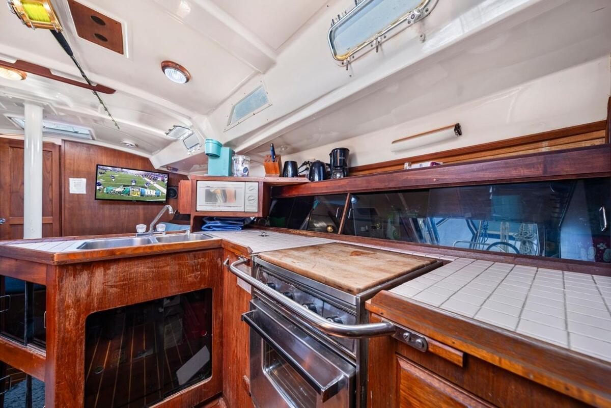 Your Private Sailboat To Sleep Onboard Isla Mujeres