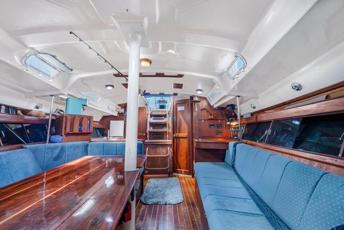 Hotel en barco Your Private Sailboat To Sleep Onboard *